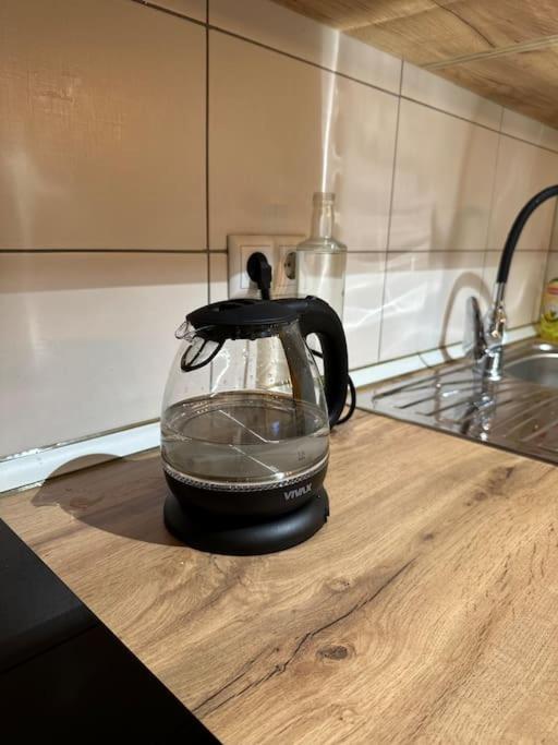Ora-Prn,Peaceful Central Apartment Пристина Екстериор снимка